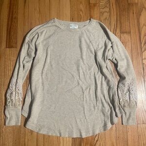 Francesca's Jun & Ivy Waffle knit long sleeve shirt beige